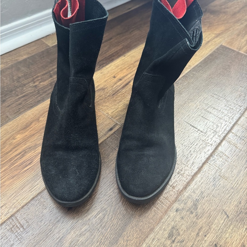 Bakers Black Suede Ankle Boots with Red Lining - Mismatched (7.5 right & 8 left)
